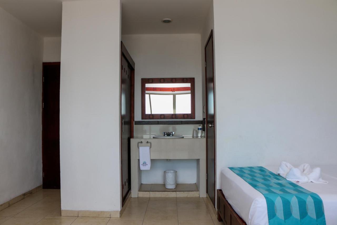 Playa Linda Hotel Progreso  Bagian luar foto